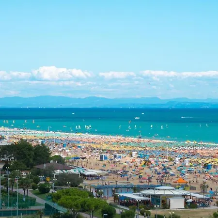 Seaside Welcoming Flat Next To The - Beahost Appartamento Bibione
