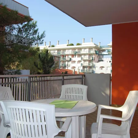 Apartment Seaside Welcoming Flat Next To The - Beahost *